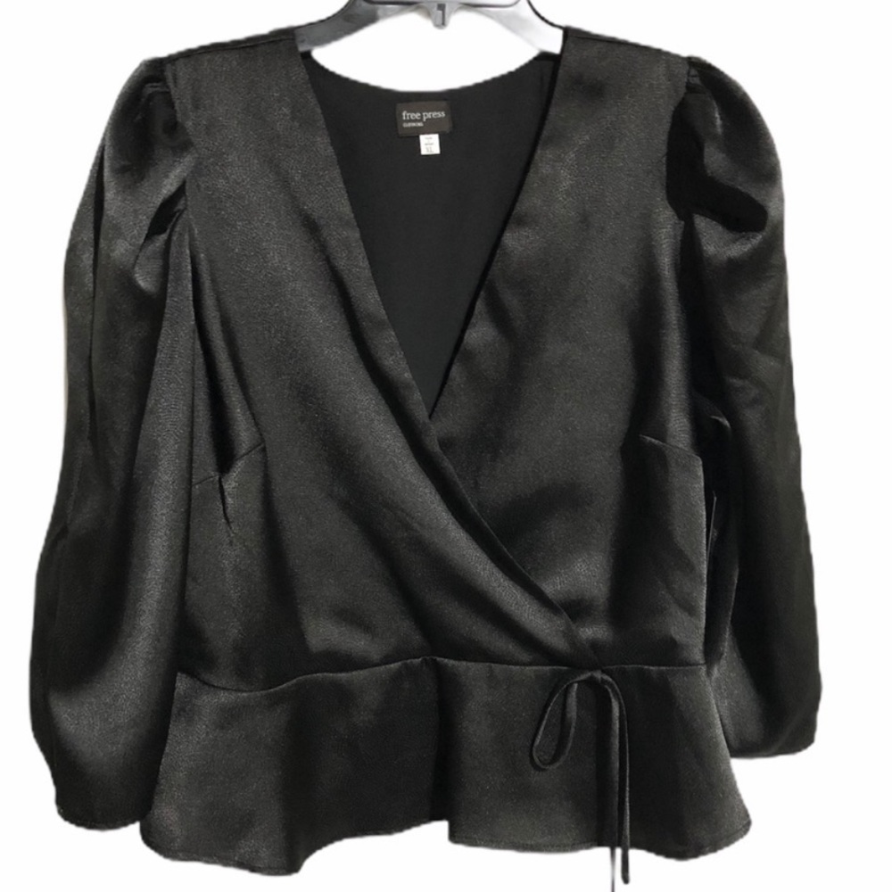 Free Press Clothing Puff sleeve wrap v neck top M